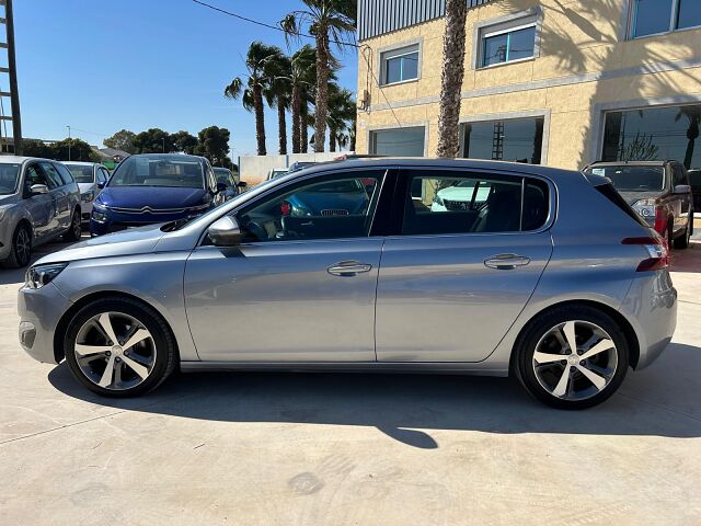 PEUGEOT 308 ALLURE 1.2 E-THP AUTO SPANISH LHD IN SPAIN 61000 MILES SUPERB 2017